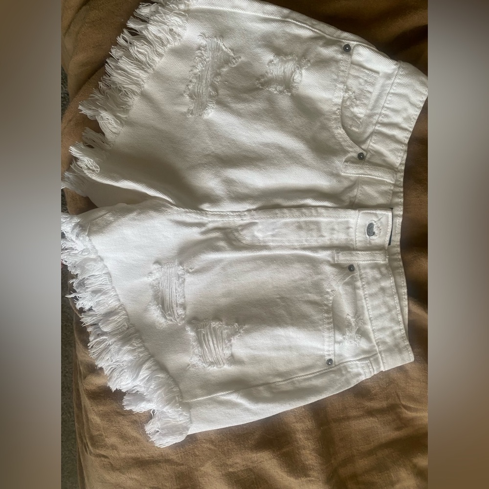 white jean shorts